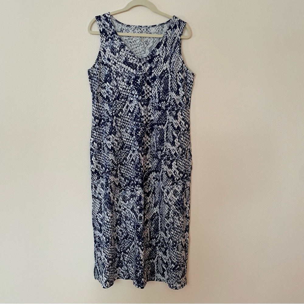 Belle blue and white midi sleeveless dress size medium